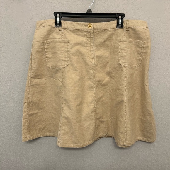 Cato Dresses & Skirts - Cato Beige Skirt with Pockets